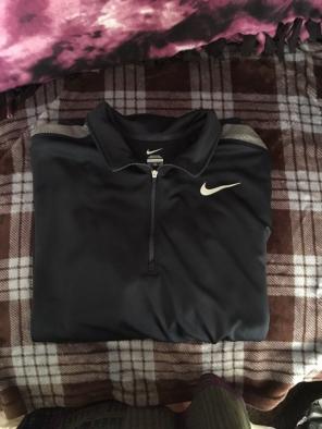 NIKE Zip Up Sweater