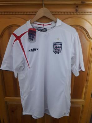 Brand new Official England Jersey Soccer