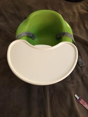 Bumbo Seat With Seat Belt And Tray