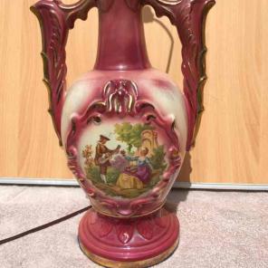 Vintage Lamp with Victorian image