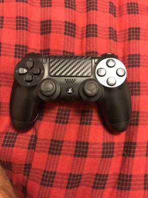 PS4 Controller