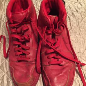 Red Nike