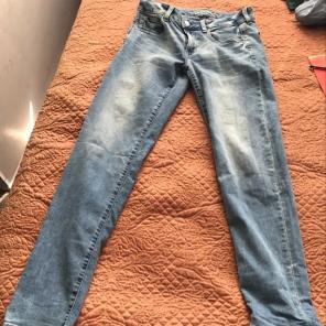 American Eagle Outfitters Size 8