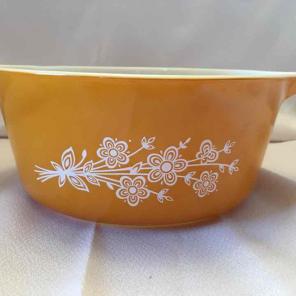 Pyrex Butterfly Gold 475