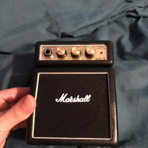 Marshall mini guitar amp