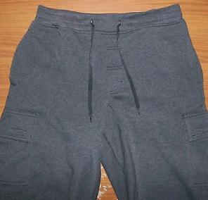 NWOT Mens large fleece cargo shorts