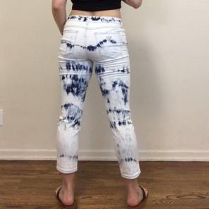 Guess Tie-dye Mid Rise Crop Jeans 29