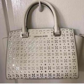 Michael Kors perfurated selma floral