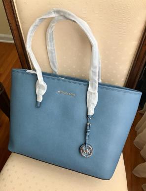 Michael Kors Jet Set Tote BRAND NEW