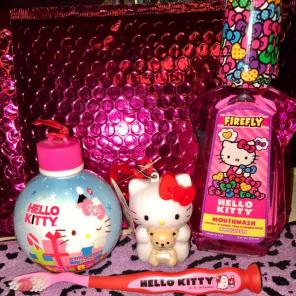 Hello Kitty bath bundle
