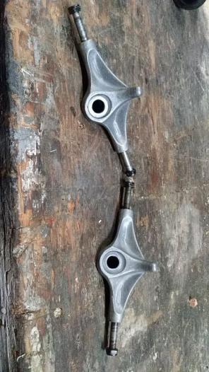 Aftermarket skate trucks