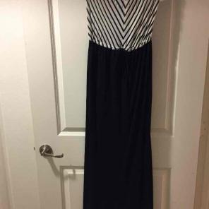 Forever 21 Navy Maxi M