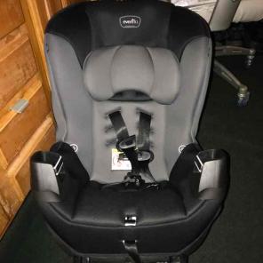 Evenflo Sonus Convertible Car Seat