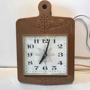 Vintage General Electric Kitchen Clock