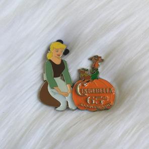 Disney LE 300 Pin (Free Ship)
