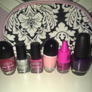 nails