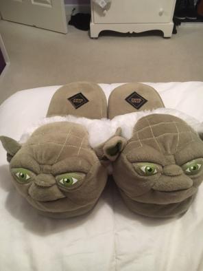 STARWARS YODA SLIPPERS SIZE 8/9