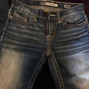 Men's buckle jeans