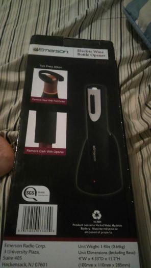 Electric wine opener