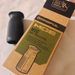 Magpul MOE MVG Vertical Grip
