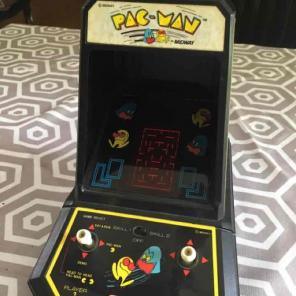 Coleco midway table top pac man 1981