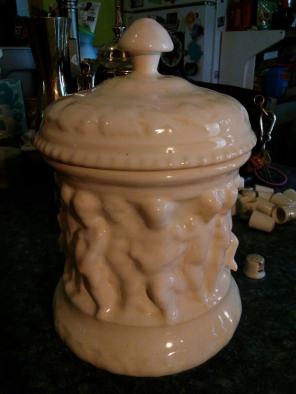Porcelain jar