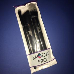 MODA Pro Brush Set (new)
