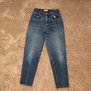 High Waisted Tapered Leg Mom Jeans 28x29