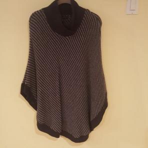 Banana Republic poncho