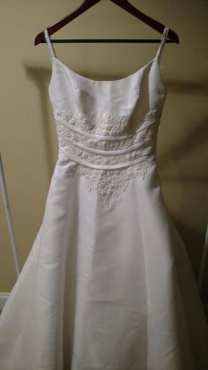 Wedding gown size 10 with skinny straps