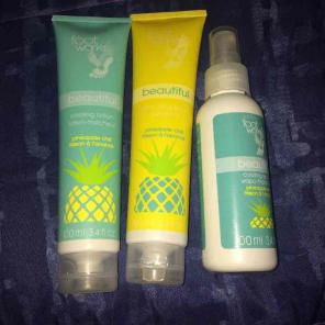 Avon Pineapple Foot Works Lotion Set