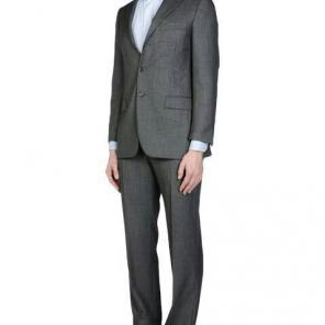 New burberrys 34/40 two piece suit.