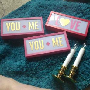 5 items light up boxes and light up cand