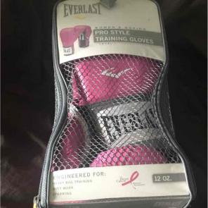 Pink 12oz Boxing Gloves