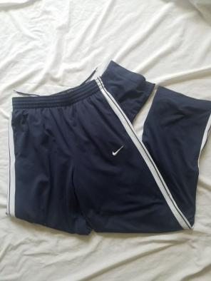 Nike basketball track pants medium