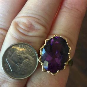10K LARGE AMETHYST RING