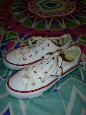 White converse