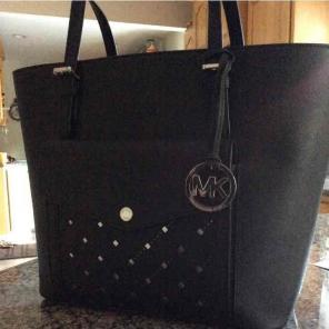 BRAND NEW Michael Korea Handbag