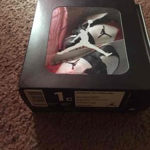 Newborn Jordan Sneakers