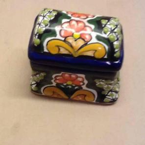Mexican trinket box 3"