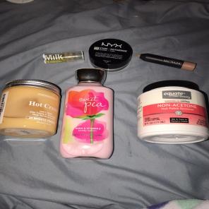 Makeup And Lotion Bundle