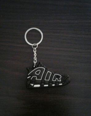 Nike Air more uptempo keychain