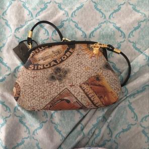 Set of three clutches