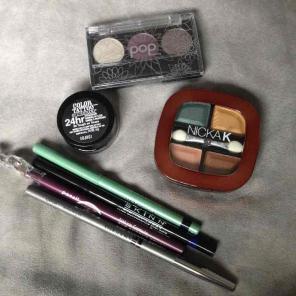 Eyeshadow & Eyeliner bundle!