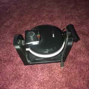 Waffle Maker