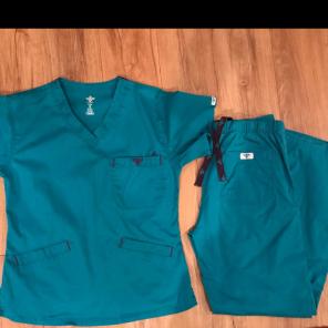 Med Couture E-Z Flex XS Scrubs Set Teal
