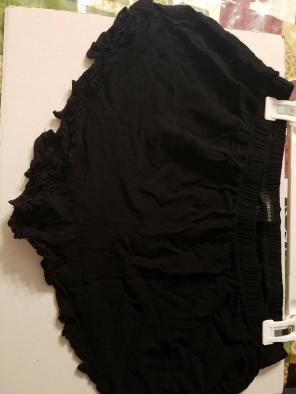 Forever 21 black ruffle shorts