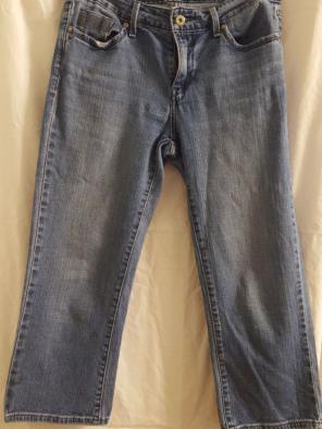 Levi Jean Capris