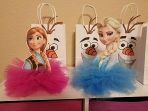 Elsa and anna centerpieces
