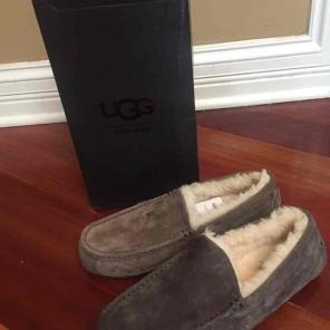 NWT ugg men's ascot suede slippers 9